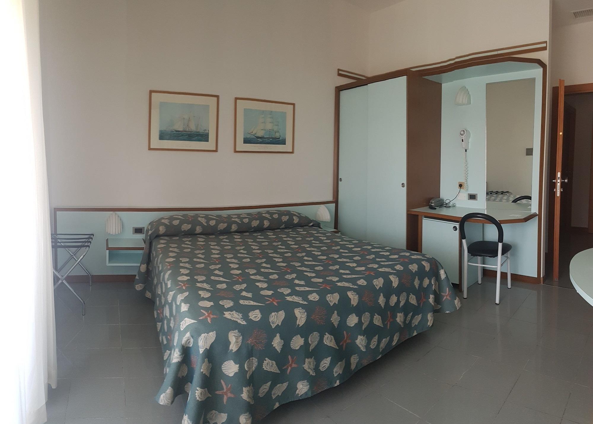 Hotel Gaby Rimini Bagian luar foto