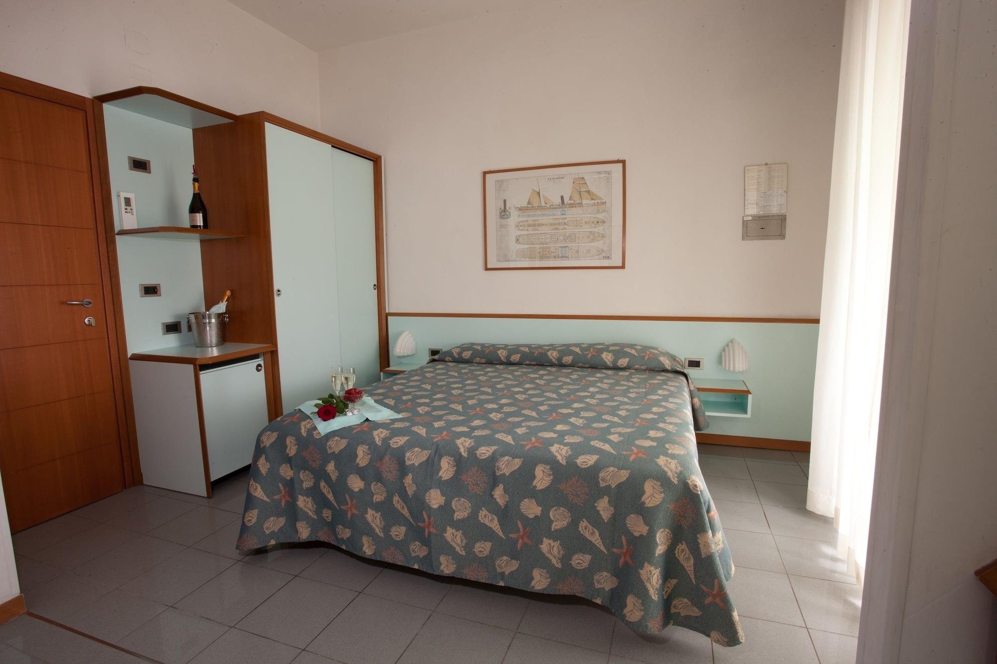 Hotel Gaby Rimini Bagian luar foto