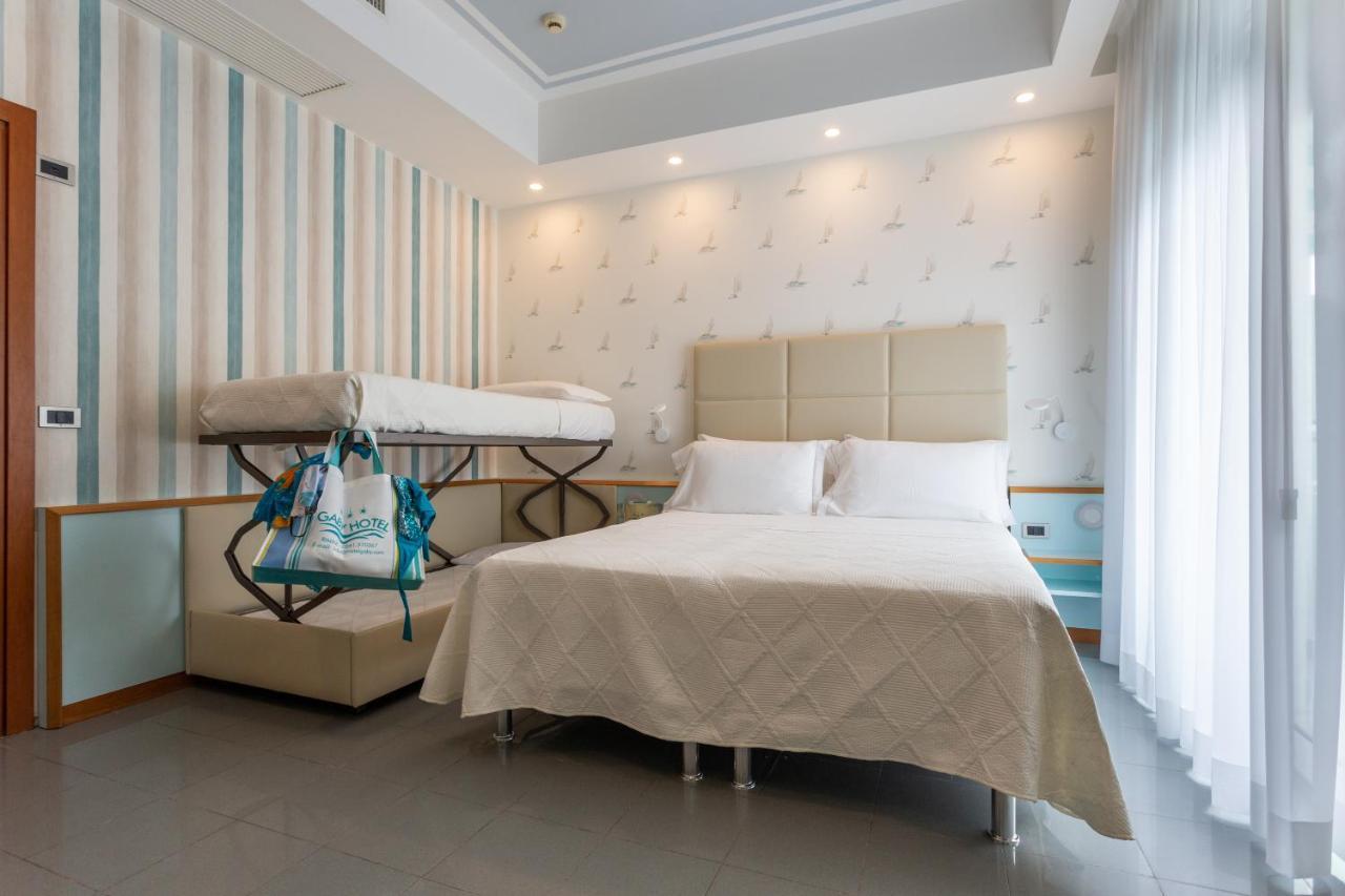 Hotel Gaby Rimini Bagian luar foto