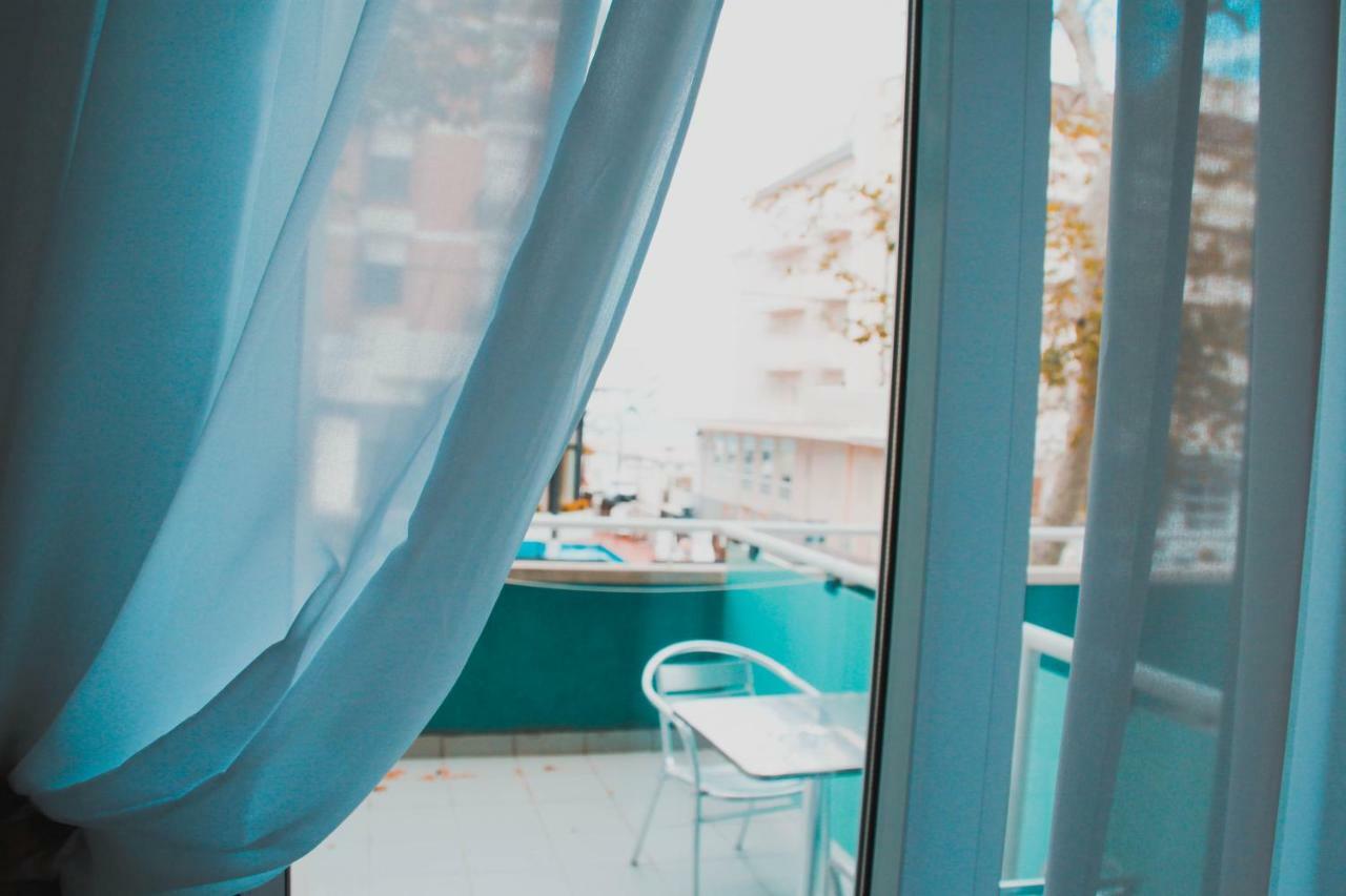 Hotel Gaby Rimini Bagian luar foto